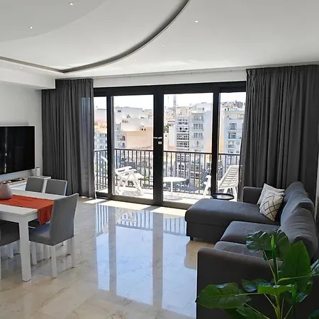 Апартаменты Luxury Sea Front At Spinola Bay St Julians *