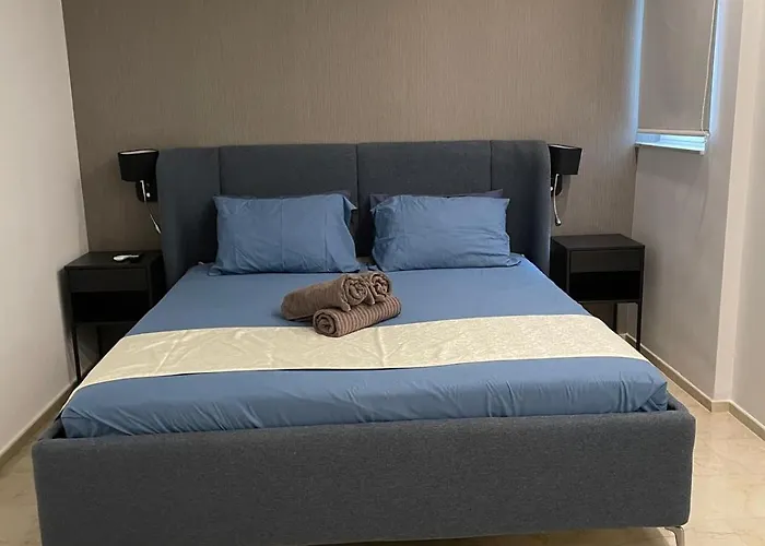 Luxury Sea Front At Spinola Bay St Julians